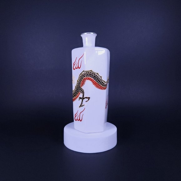 Vintage Japanese Whistling Sake Jug Decanter Dragon Design with Gold Bird - Picture 3 of 9